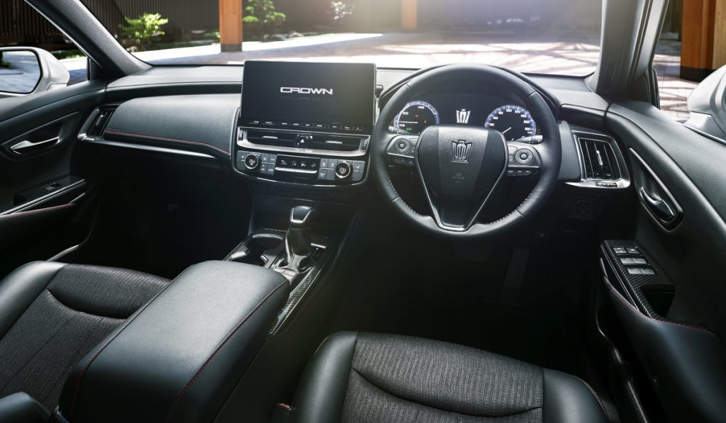 Toyota crown 2019 салон