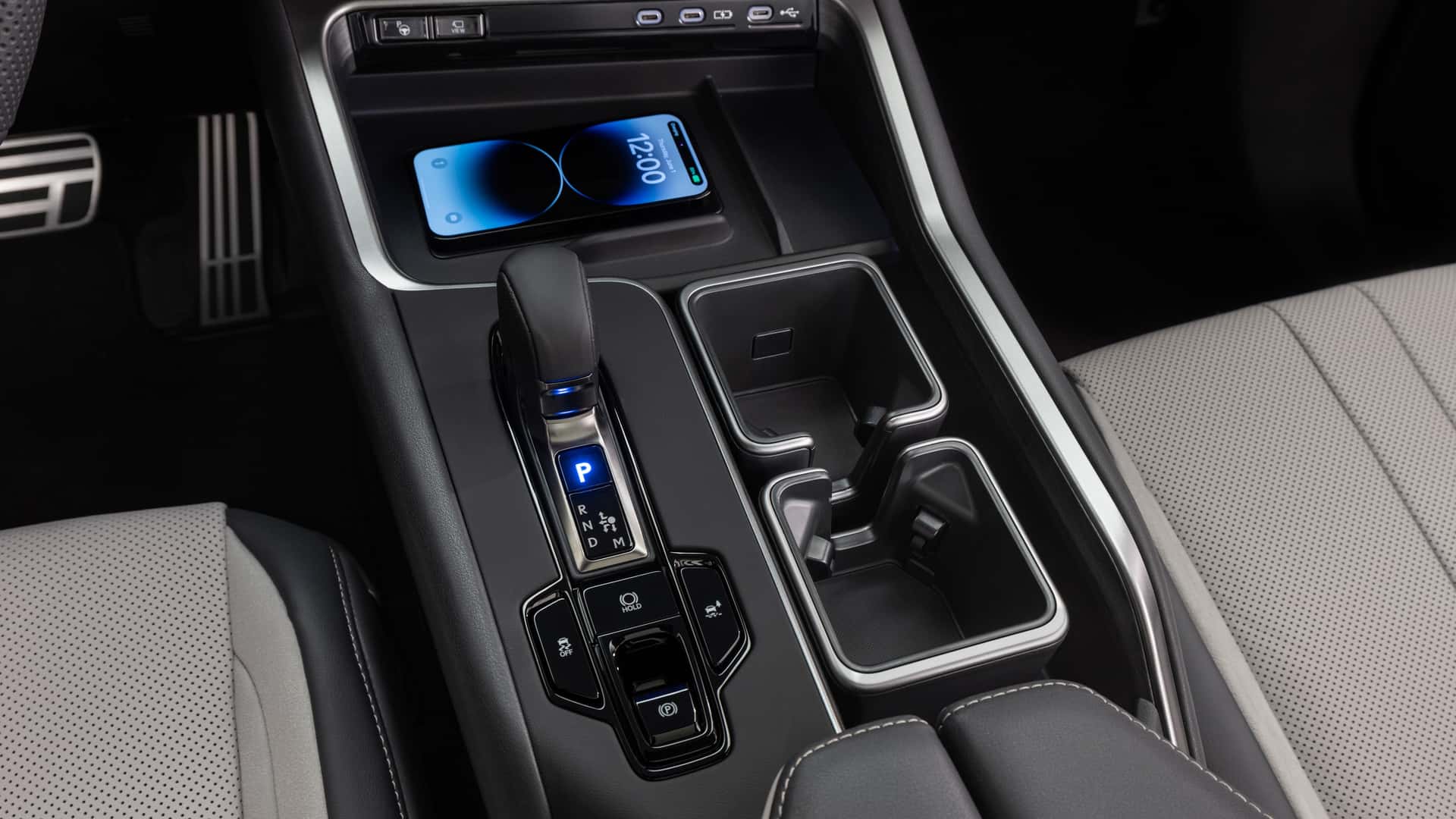 2024-lexus-tx-500h-f-sport-interior (5)-camry-drive.ru